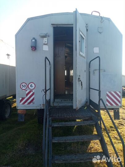 Вагон-дом на шасси