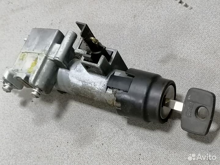 Замок зажигания Chrysler Concorde 1998-2004