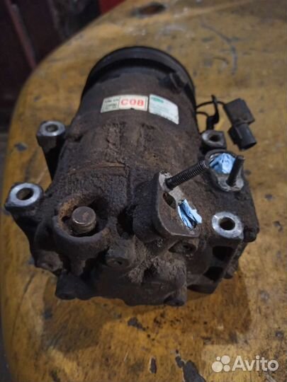 Компрессор кондиционера ix55