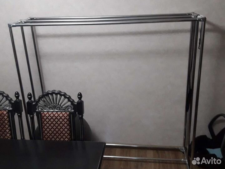 Вешалка для одежды напольная