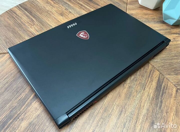 Игровой ноутбук MSI GL62MVR 7RFX