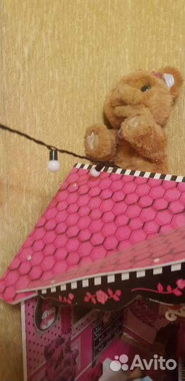 Большой кукольный домик