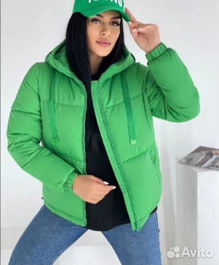 Куртка женская демисезонная с капюшоном