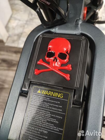 Наклейка металлическая