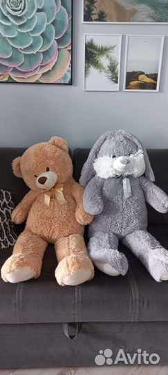Большой плюшевый мишка
