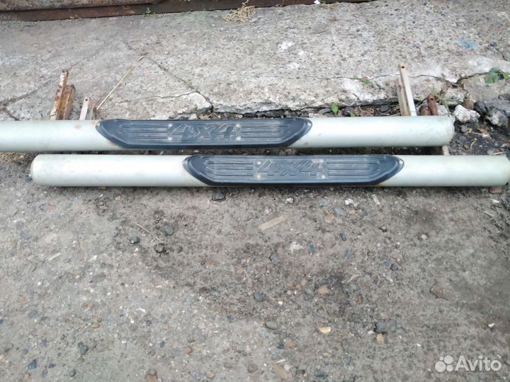 Пороги подножки на ниву