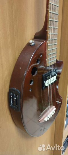 Мастеровая электрогитара