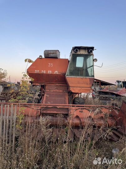 Комбайн Нива-Сельхозтехника СКА-5, 1992
