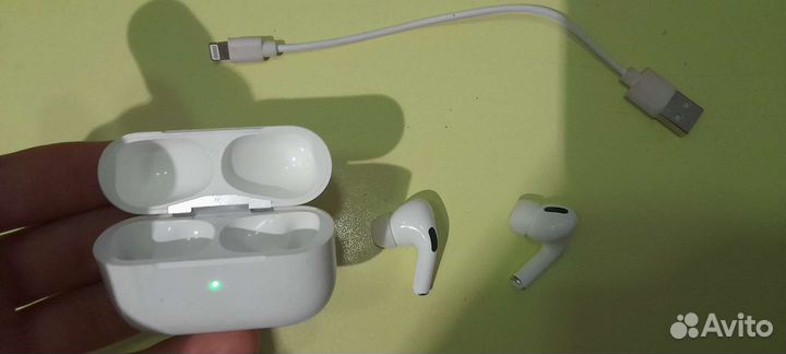 Наушники airpods pro
