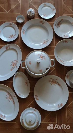 Столовый сервиз, 64 предмета, Чехия