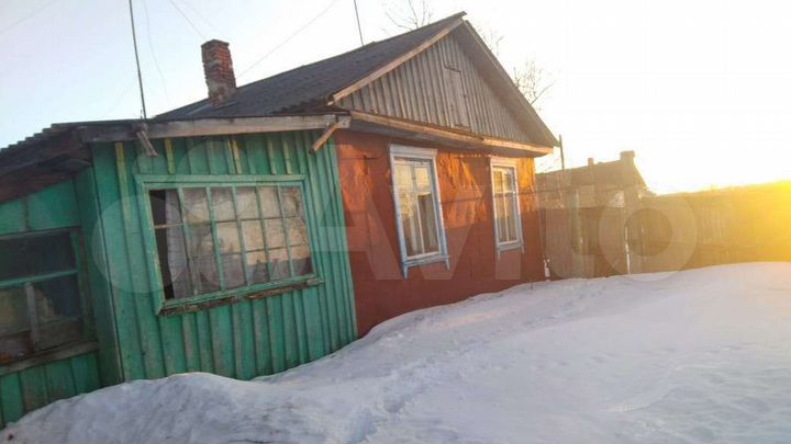 Дом 42,8 м² на участке 12 га