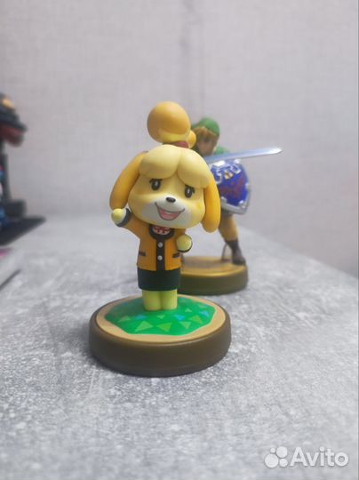 Игры и фигурки amiibo для Nintendo Switch