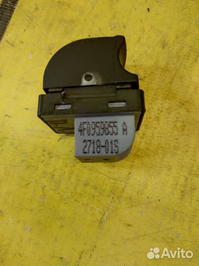 Кнопка стеклоподемника Audi A6 универсал 2.8 CCE