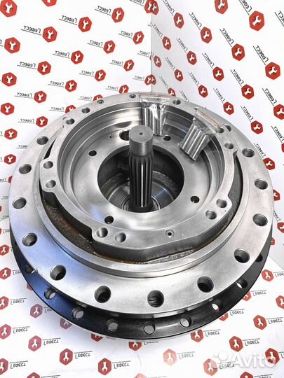 Редуктор хода Hyundai R305LC-7 xjck-00136