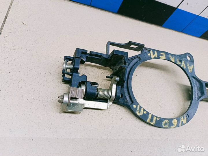 Кронштейн ручки Outlander XL (CW) 2006-2012