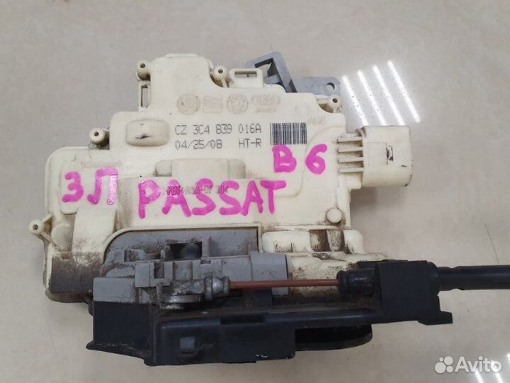 Замок задней правой двери Volkswagen Passat B6