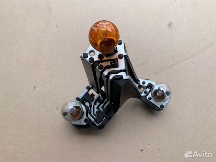 Плата заднего фонаря DS4