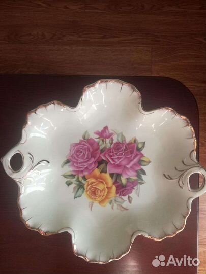 Блюдо фарфор