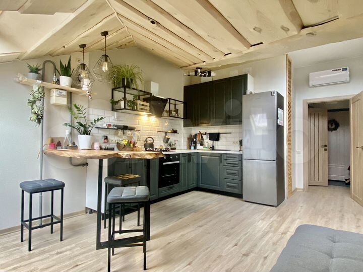 2-к. квартира, 54 м², 8/8 эт.