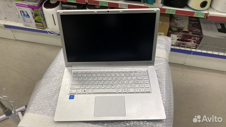 Ноутбук Haier U1520SM