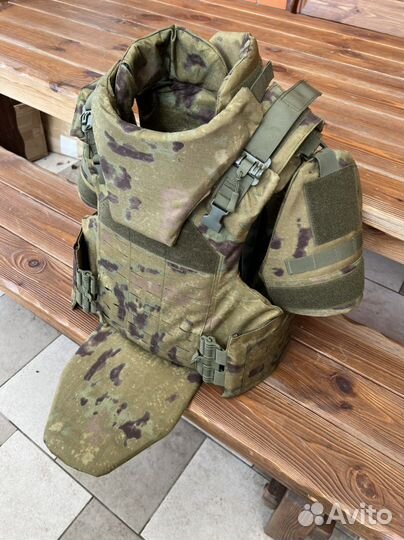 Разгрузочный жилет с защитой шеи, плеч и паха