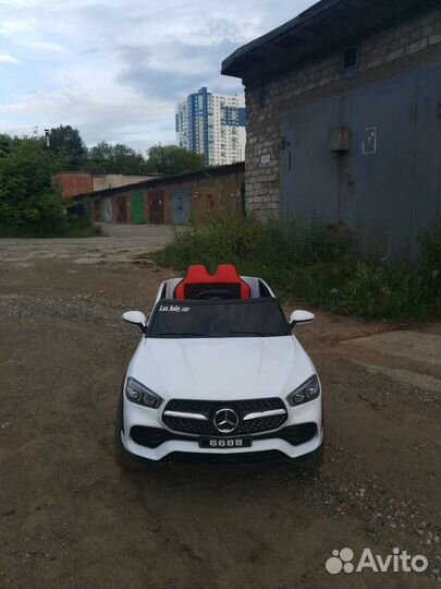 Детский электромобиль