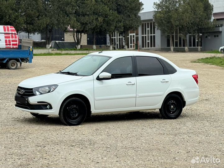 LADA Granta 1.6 МТ, 2022, 100 000 км