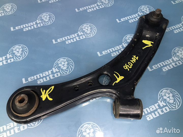 Рычаг передний левый Suzuki SX4