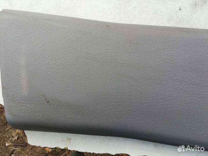 Обшивка стойки Мазда Демио 1