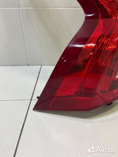 Фонарь задний левый Volvo Volvo V60 FW45