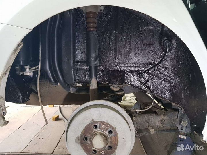 Обработка колёсных арок, шумоизоляция арок