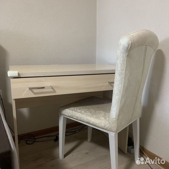 Туалетный столик Шатура