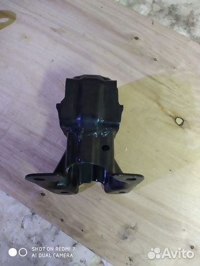 Подушка двигателя R, Jeep Grand Cherokee wk