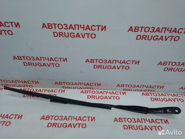 Поводок стеклоочистителя правый Renault Logan 2