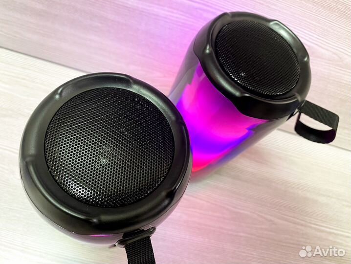 Портативная Блютуз колонка со светомузыкой