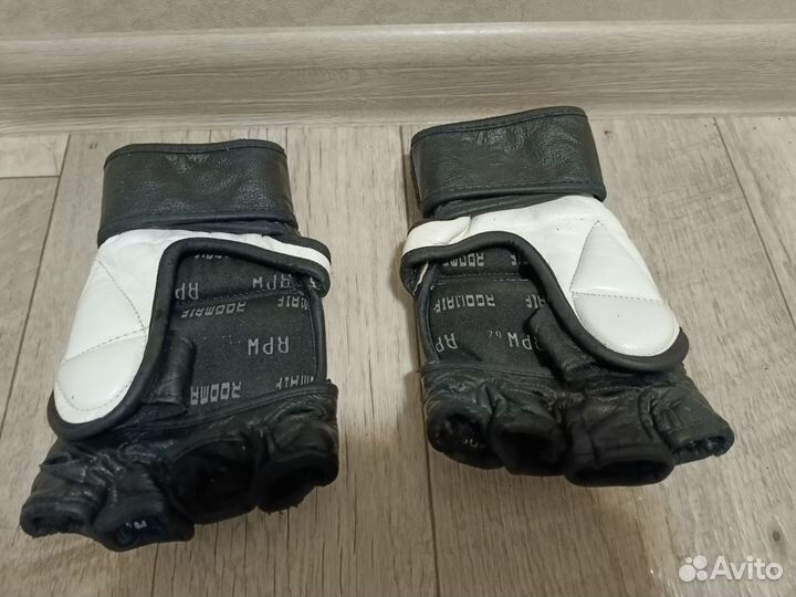 Перчатки для мма