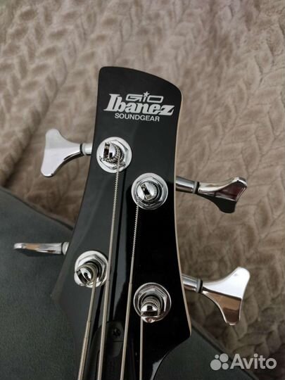 Бас гитара ibanez