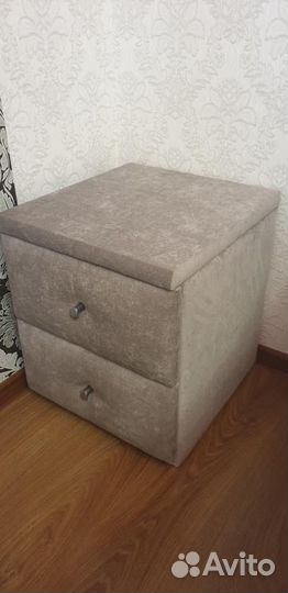 Тумба прикроватная