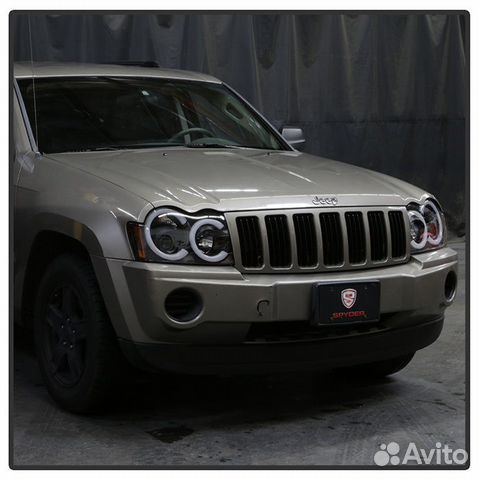 Фары Jeep Grand Cherokee III (2005-2007)