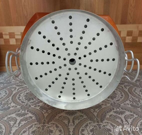 Продаю бу алюминивую мантоварку-13литр