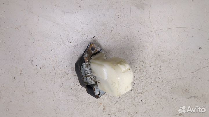 Замок багажника Nissan Note E11