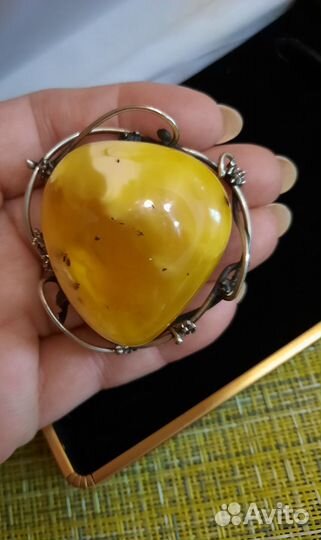 Брошь Янтарь винтаж