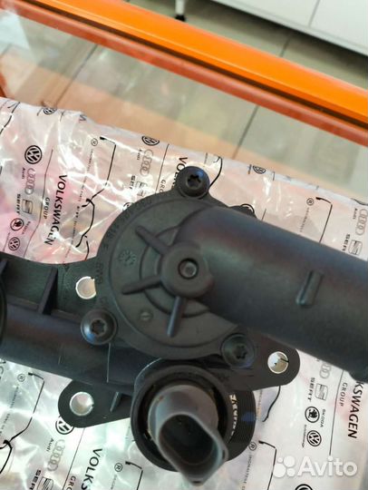 Термостат Volkswagen Polo Sedan 2010- / Golf 6