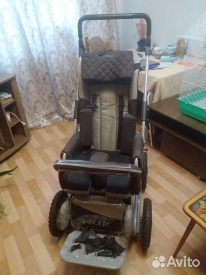 Инвалидная коляска
