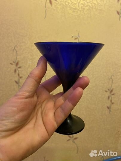 Бокалы для мартини, бокалы для шампанского