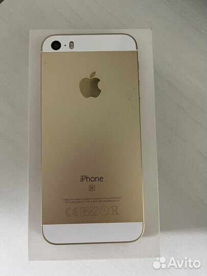 iPhone SE, 32 ГБ