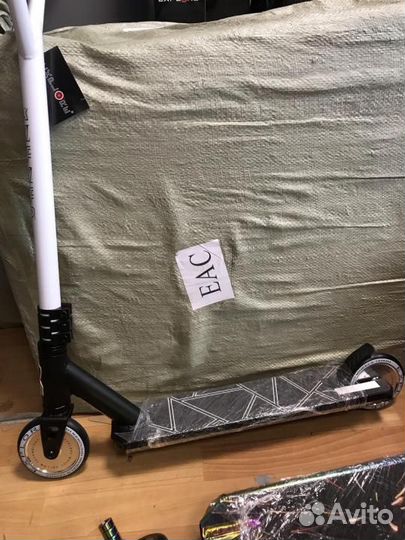 Трюковой самокат