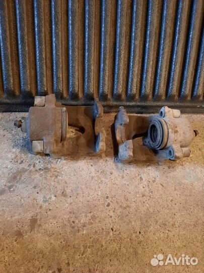 Тормозной суппорт Skoda Octavia Tour