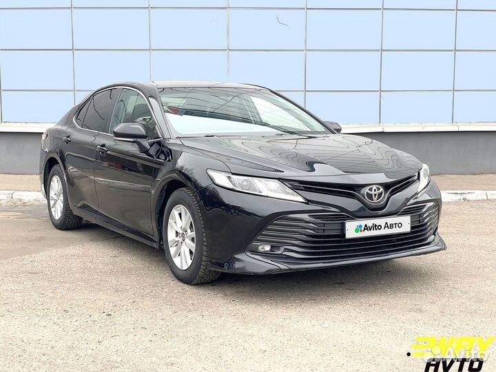 Toyota Camry 2.0 AT, 2019, 71 400 км