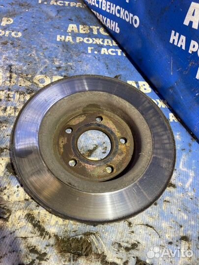 Задний тормозной диск Ford Focus 3 седан 2012